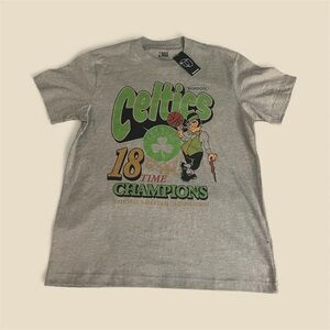 Boston Celtics Graphic T-Shirt Champions Kids size small